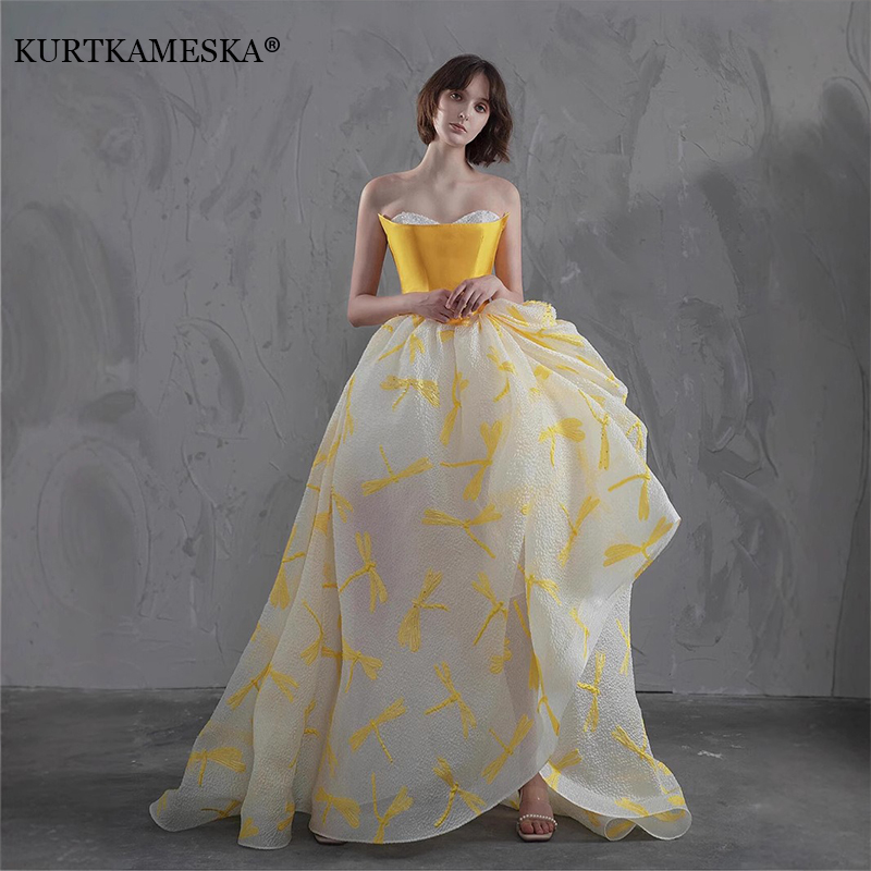 Embroidery Yellow Dress - Eleganckie żółte satynowe sukienki na konkurs